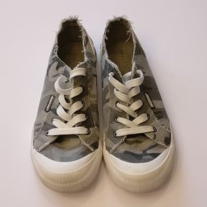 Rocket Dog Sneakers Size 10